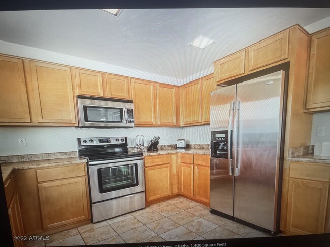 kitchen - 7116 E 1st Ave