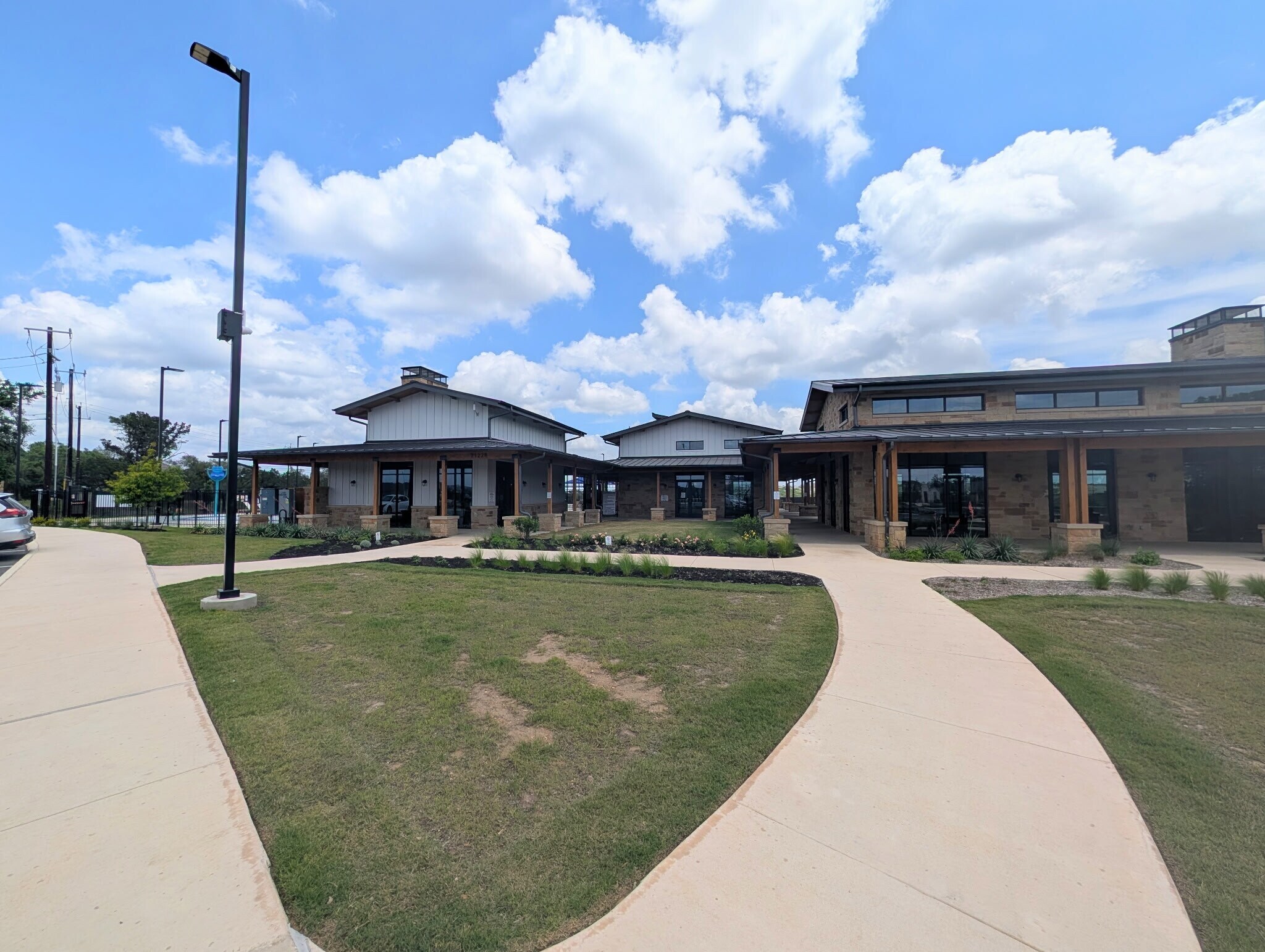 Building Photo - 5627 Jewel Curv