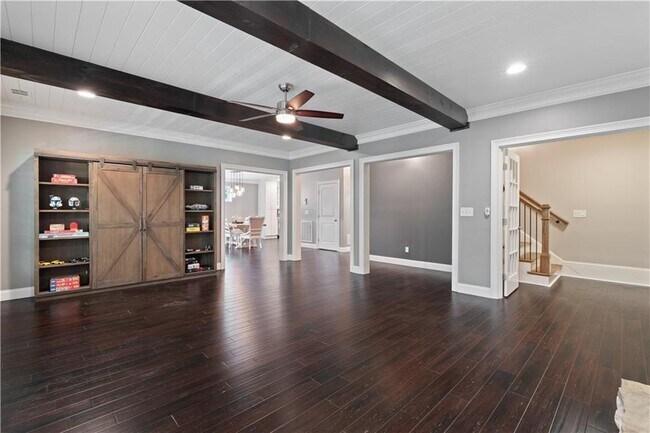 Building Photo - 6327 Howell Cobb Ct