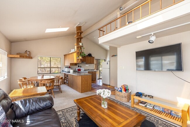 Building Photo - 3134 E Mt Elden Dr