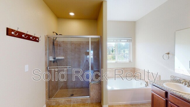 Building Photo - 655 Woodmoor Acres Dr