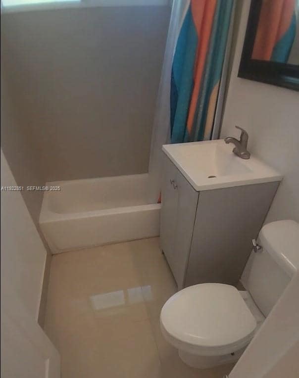 Building Photo - 1050 98th St