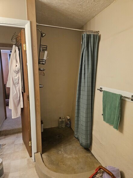 Building Photo - 121 N Lancaster St