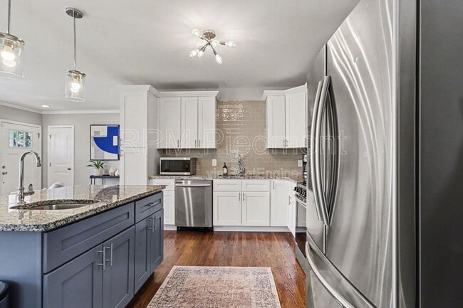 Building Photo - 1360 Smith St SE