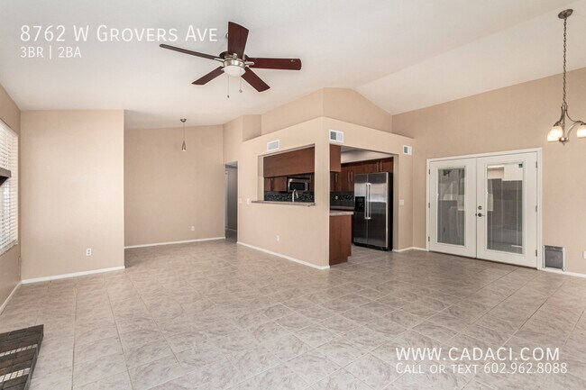 Building Photo - 8762 W Grovers Ave