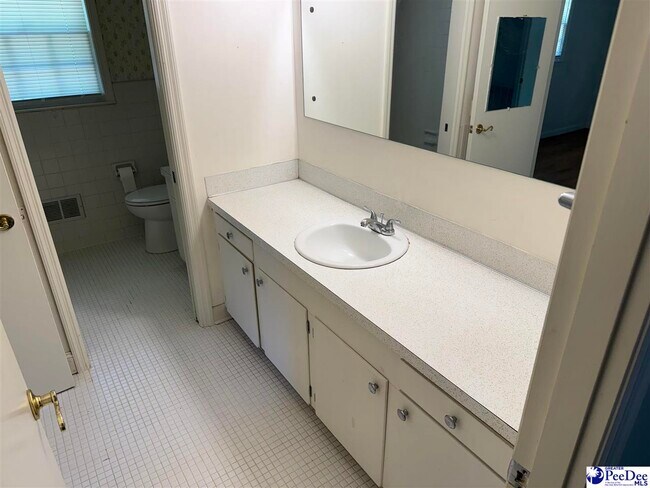 Building Photo - 1217 Rutledge Ave