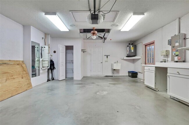 Building Photo - 4628 Bayridge Ct