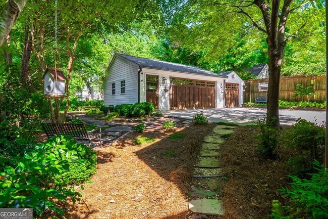 Building Photo - 168 Garland Ave