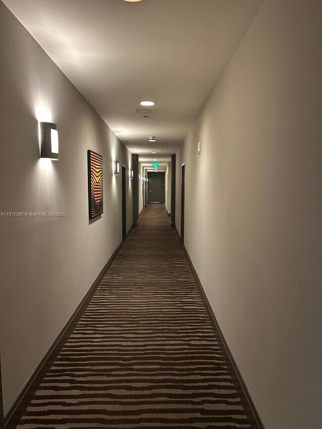 Building Photo - 2525 SW 3rd Ave