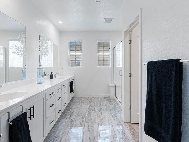 Building Photo - COMING SOON! 3/2.5 in Morgan Hill