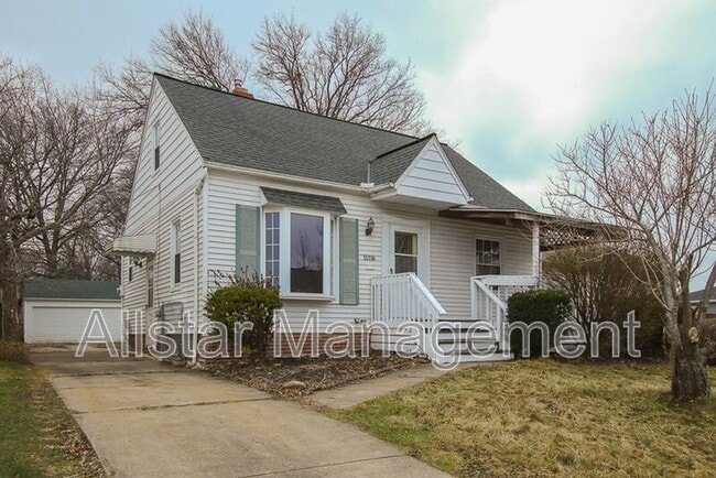 Building Photo - 4607 Lincoln Ave