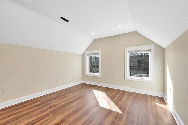 Building Photo - 55-57 Bailey Rd