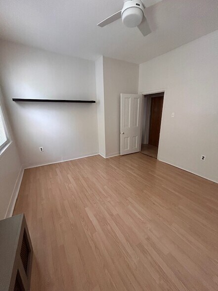 Bedroom - 979 N Lawrence St