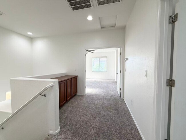 Building Photo - 9328 Flowering Tulip Ave