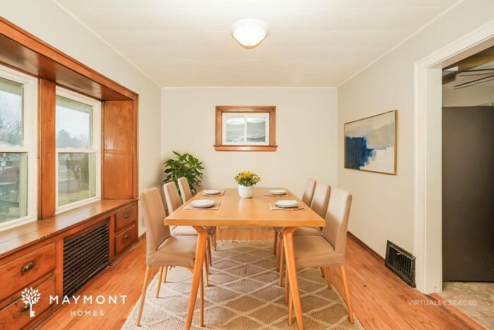 Building Photo - 589 Eastland Ave