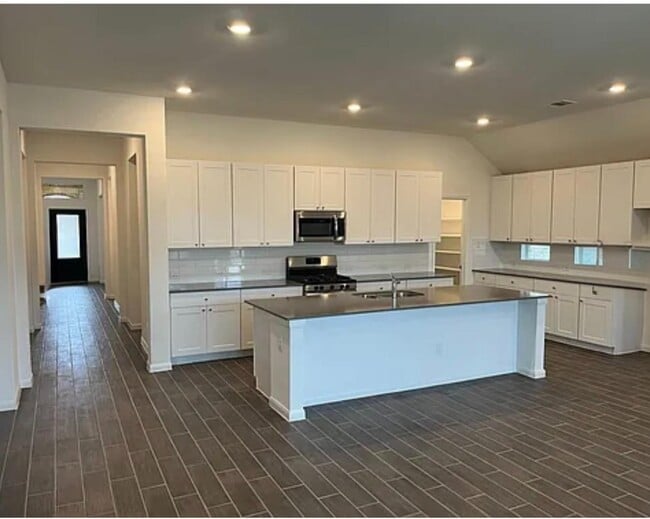 Building Photo - 6626 Morgan Path