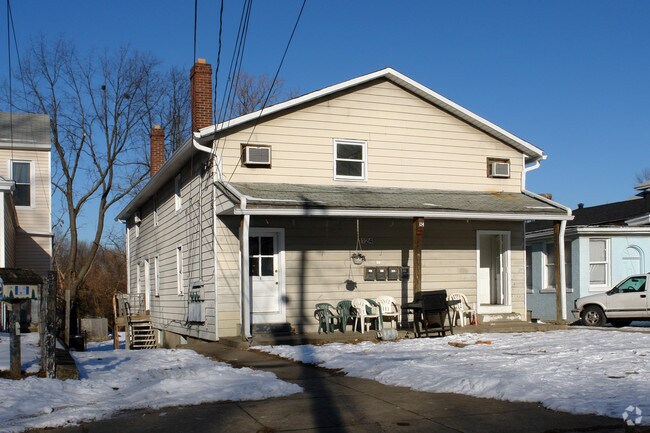 Building Photo - 124 Vernon Ave