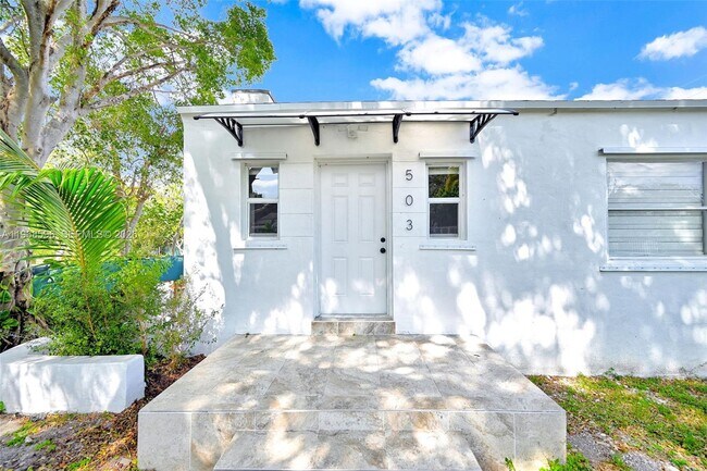 Building Photo - 503 NW 47th St