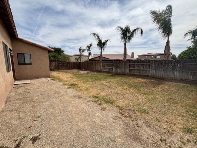 Building Photo - 2887 Wensley Ave