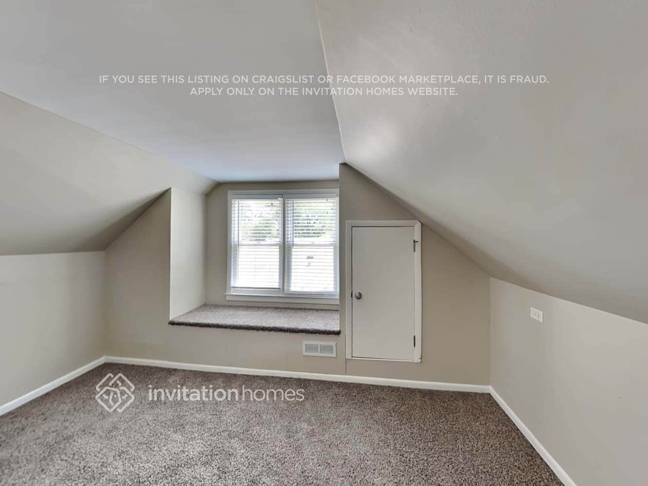 Building Photo - 410 Mors Ave