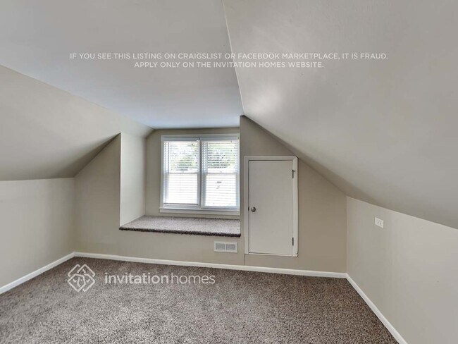 Building Photo - 410 Mors Ave