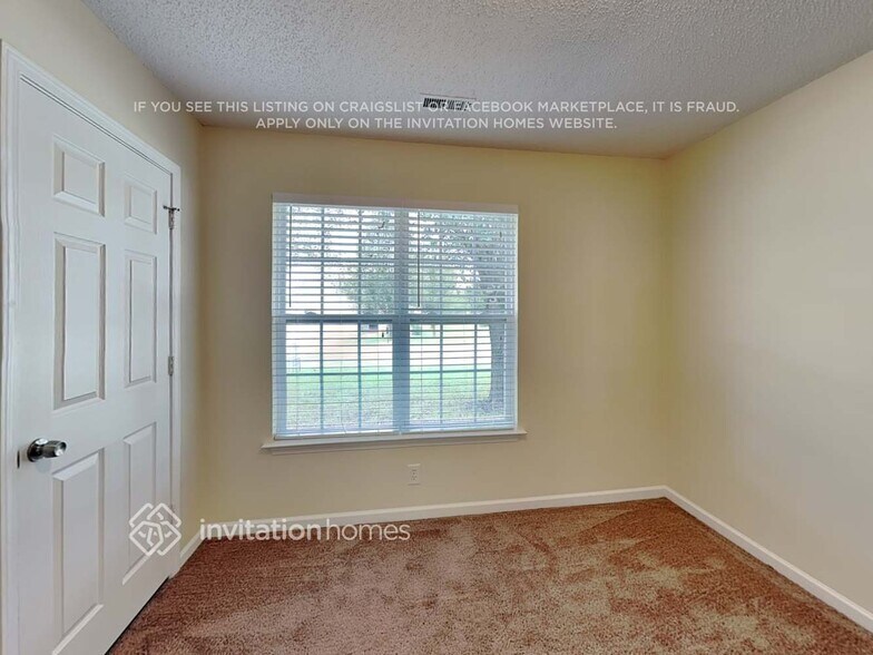 Building Photo - 3012 Trellis Ln