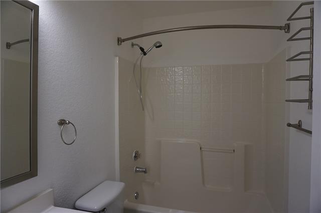 Building Photo - 2110 Wisteria Way