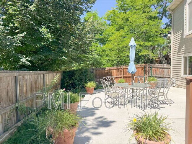 Building Photo - 9318 W Coal Mine Ave