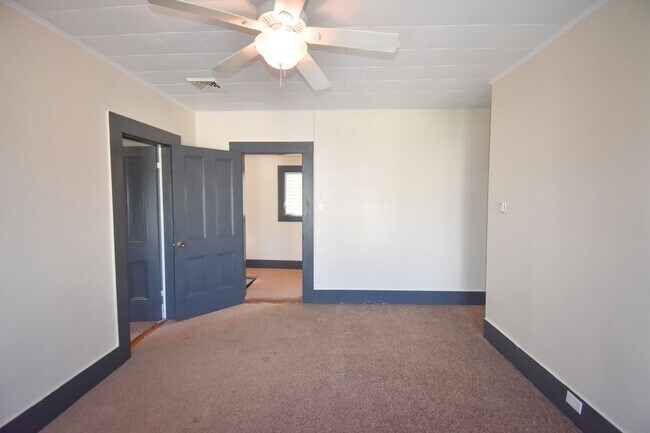 Building Photo - RCAR114-116