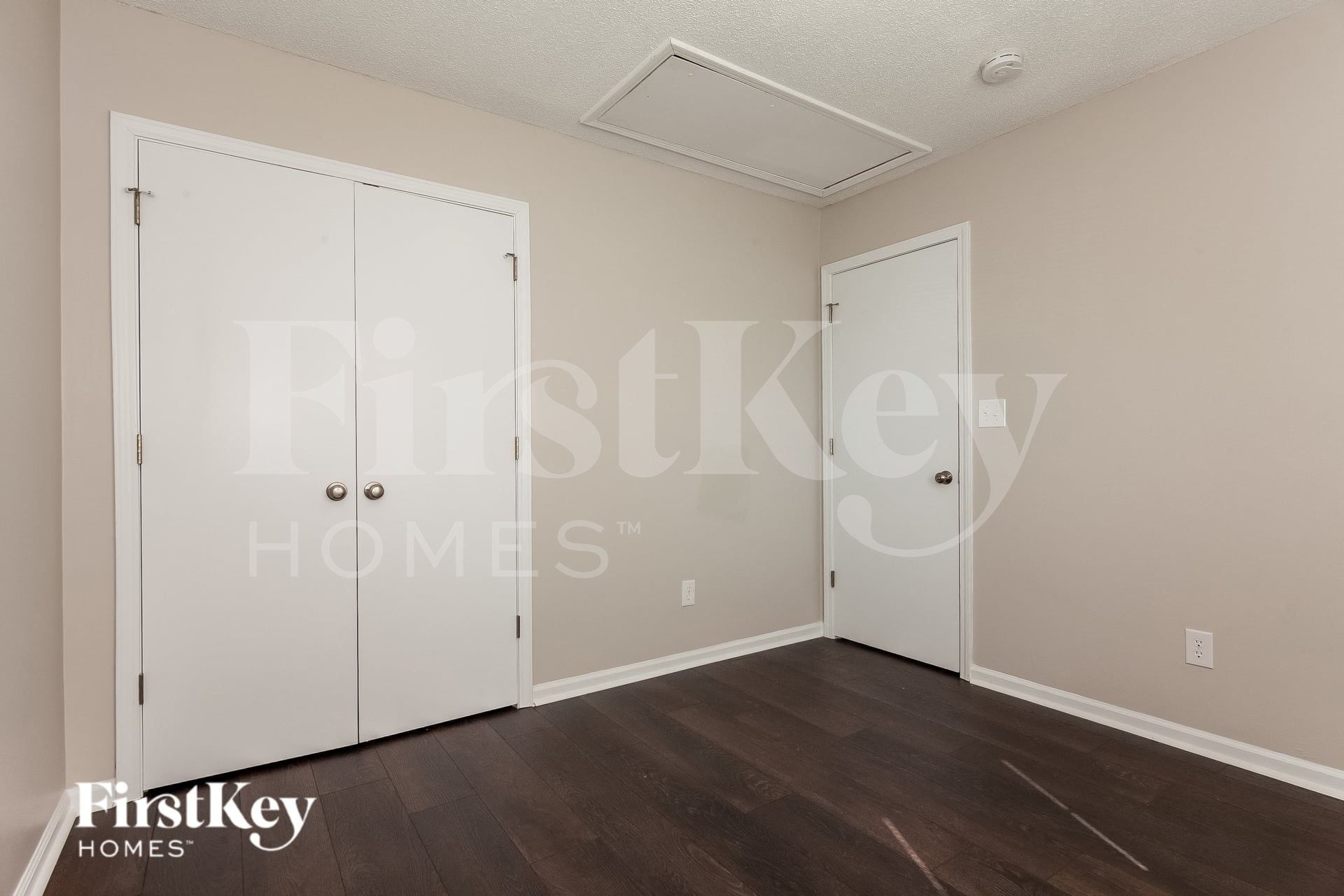 Building Photo - 12023 Stewarts Crossing Dr
