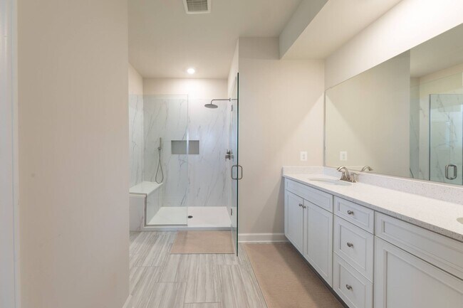 Building Photo - 5273 Twilight Ct