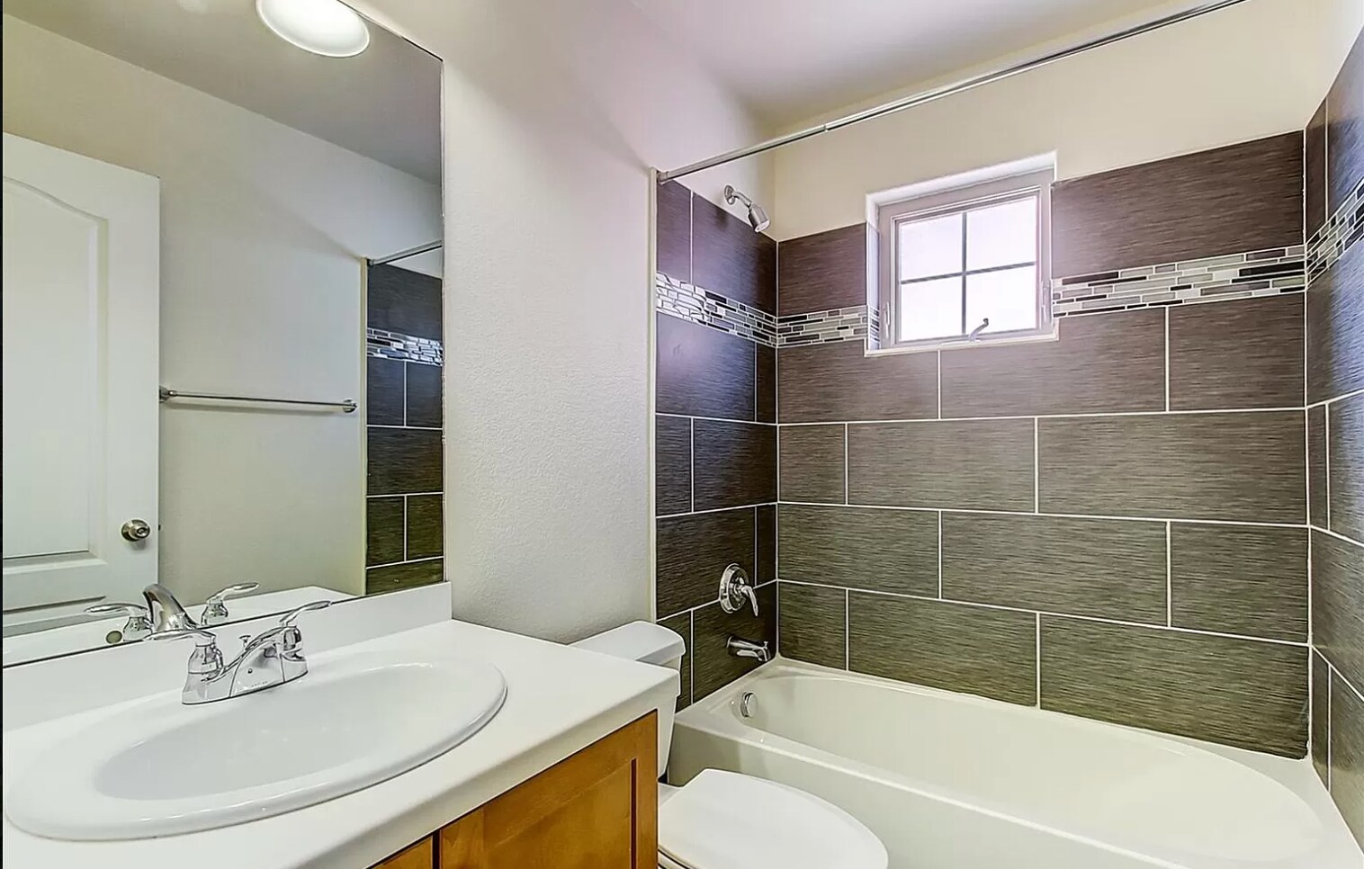 Building Photo - 2615 Elmira St