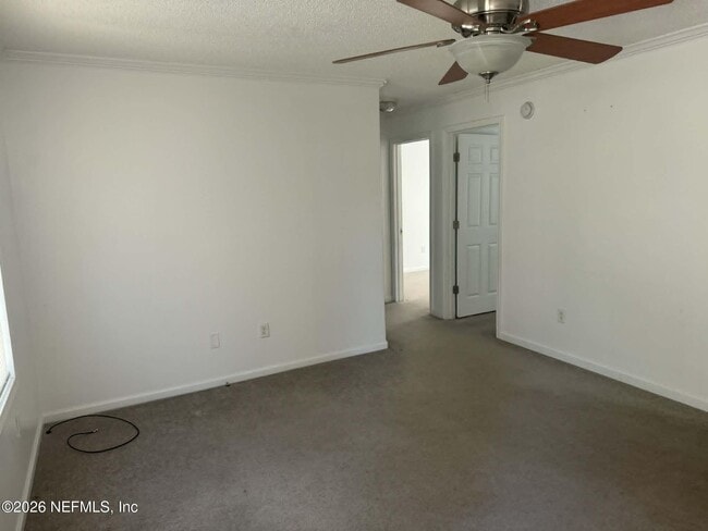 Building Photo - 176 Basin Dr