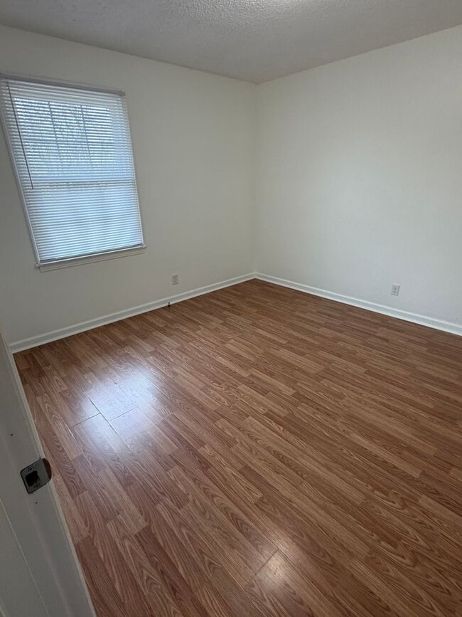 Building Photo - 141 Quita Cir