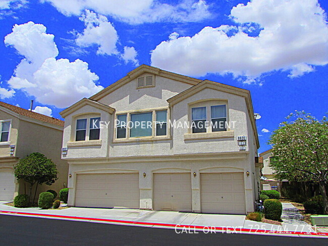 Primary Photo - 2 BEDROOM 2 BATH TOWNHOME IN GATED COMMUNI...