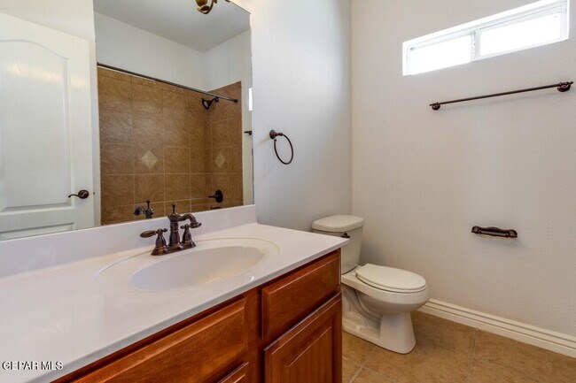 Building Photo - 5541 Ignacio Frias Dr