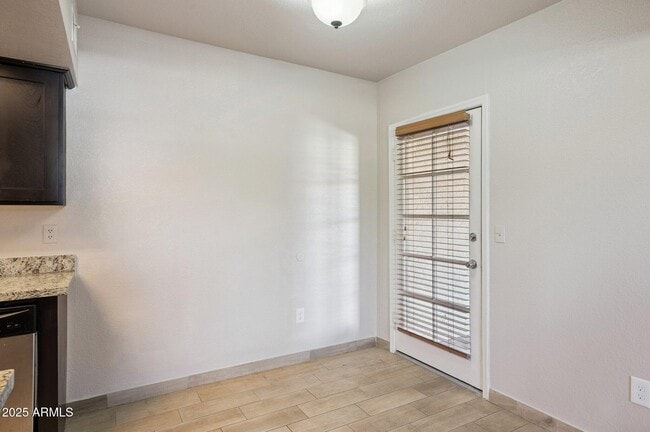 Building Photo - 6447 Covina Rd