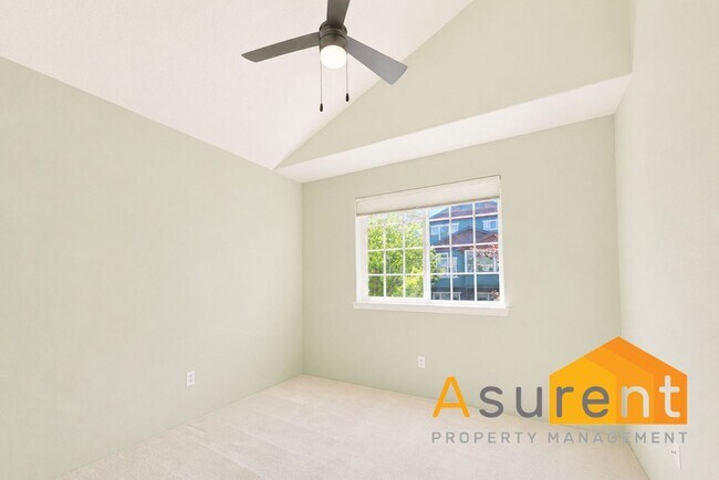 Building Photo - 500 Starflower Ln
