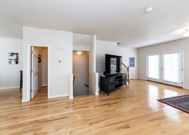 Building Photo - Downtown 3 Bedroom Townhome with 2 Car Garage