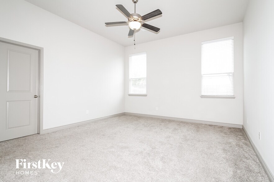 Building Photo - 1628 SW 159th St