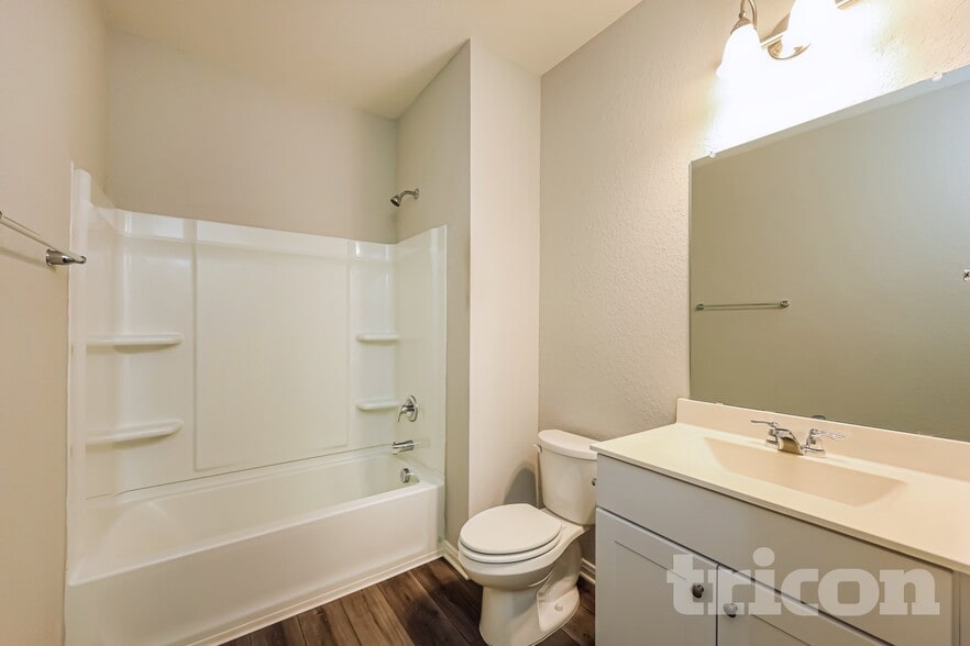 Building Photo - 7410 Boa Holw