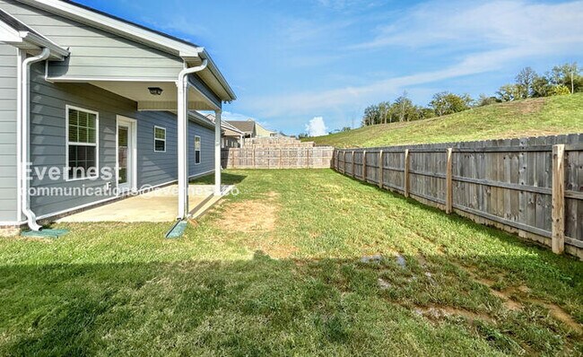 Building Photo - 1028 Echo Rdg Rd