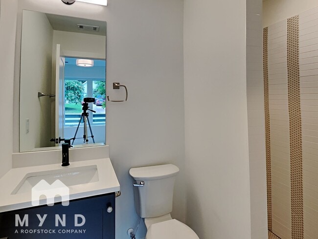 Building Photo - 1548 Millwood Pl