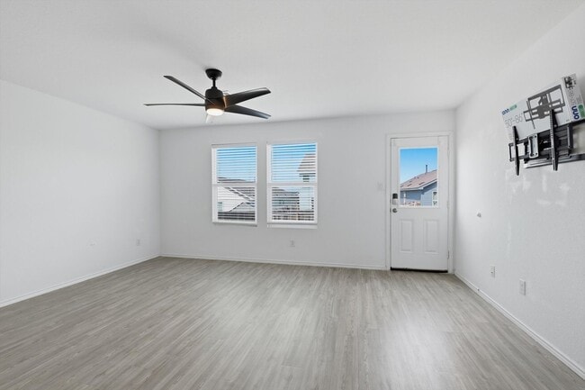 Building Photo - *Half off of the 1st months rent!*