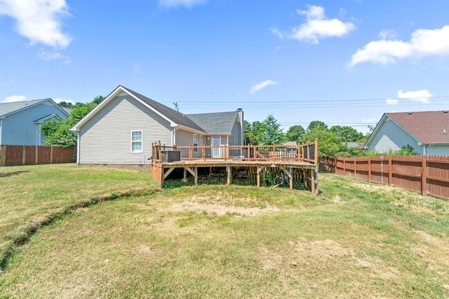 Building Photo - 1435 Amy Ave