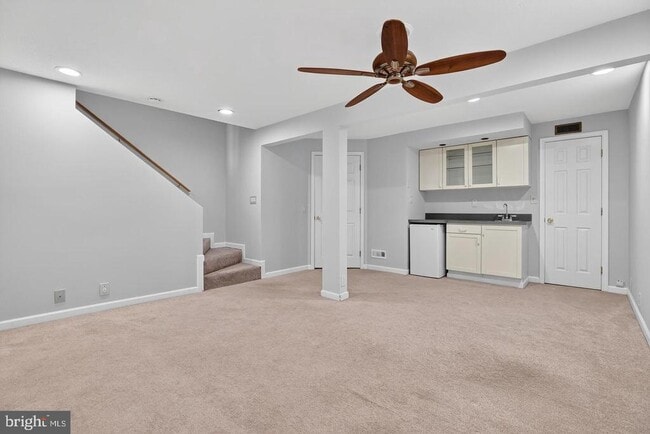 Building Photo - 23 Janwall Ct