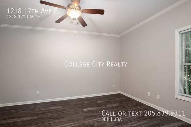 Building Photo - 1218 17th Ave E