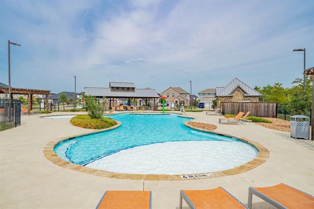 Building Photo - 5275 Amistad Dr