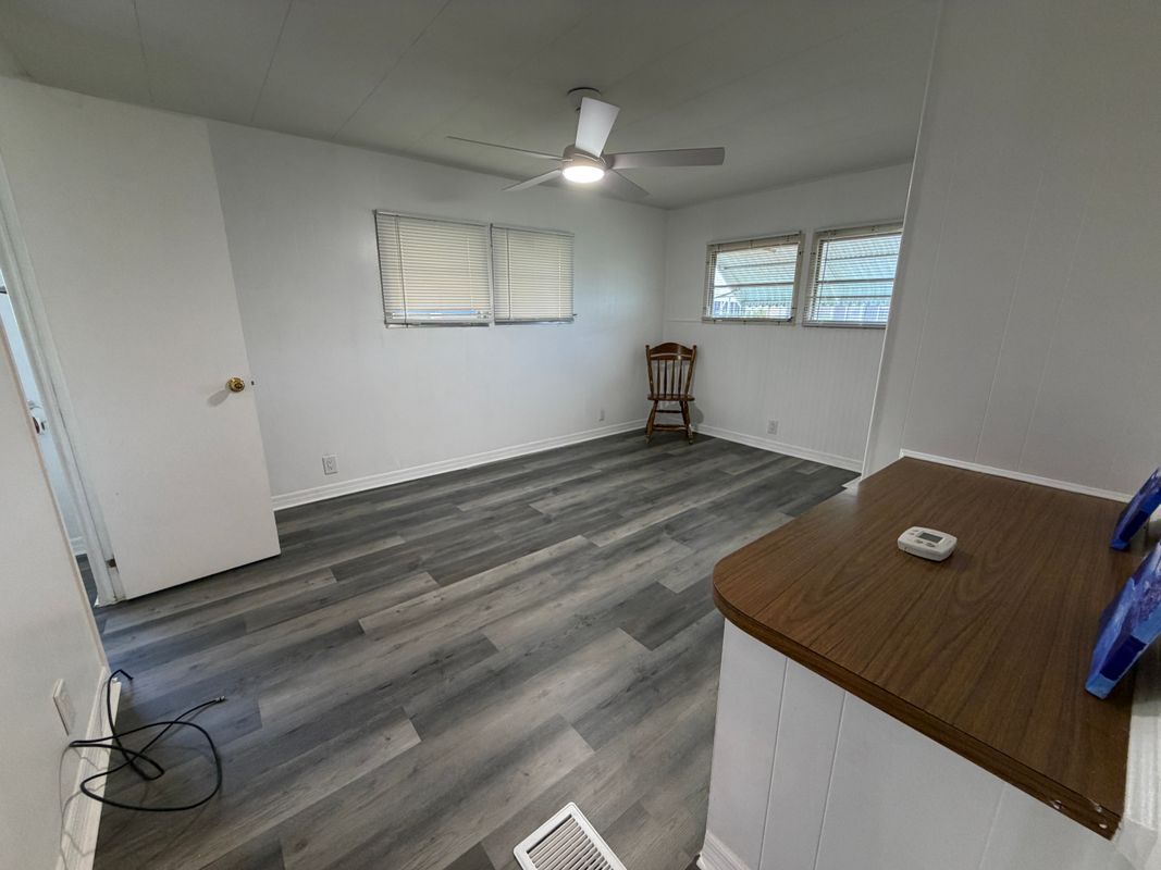Building Photo - 5221 Beechmont Ave