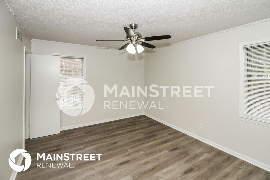 Building Photo - 3621 Mozelle St